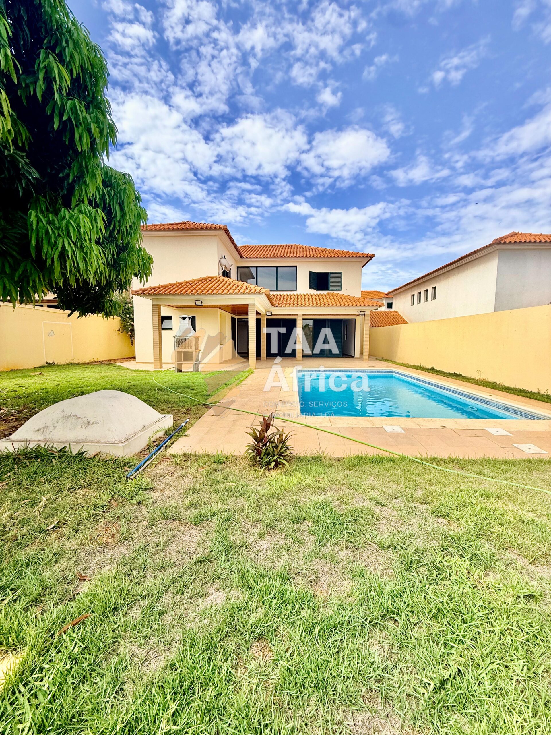 290a2680-f35a-4c74-9d9c-6886f2081815