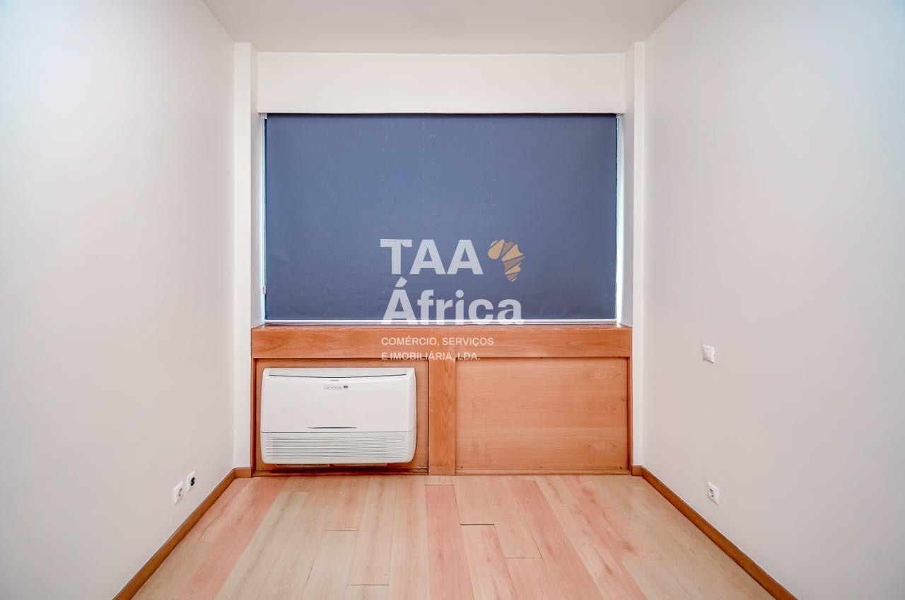 2f682d29-79c0-4314-9764-931966e5a70c-1