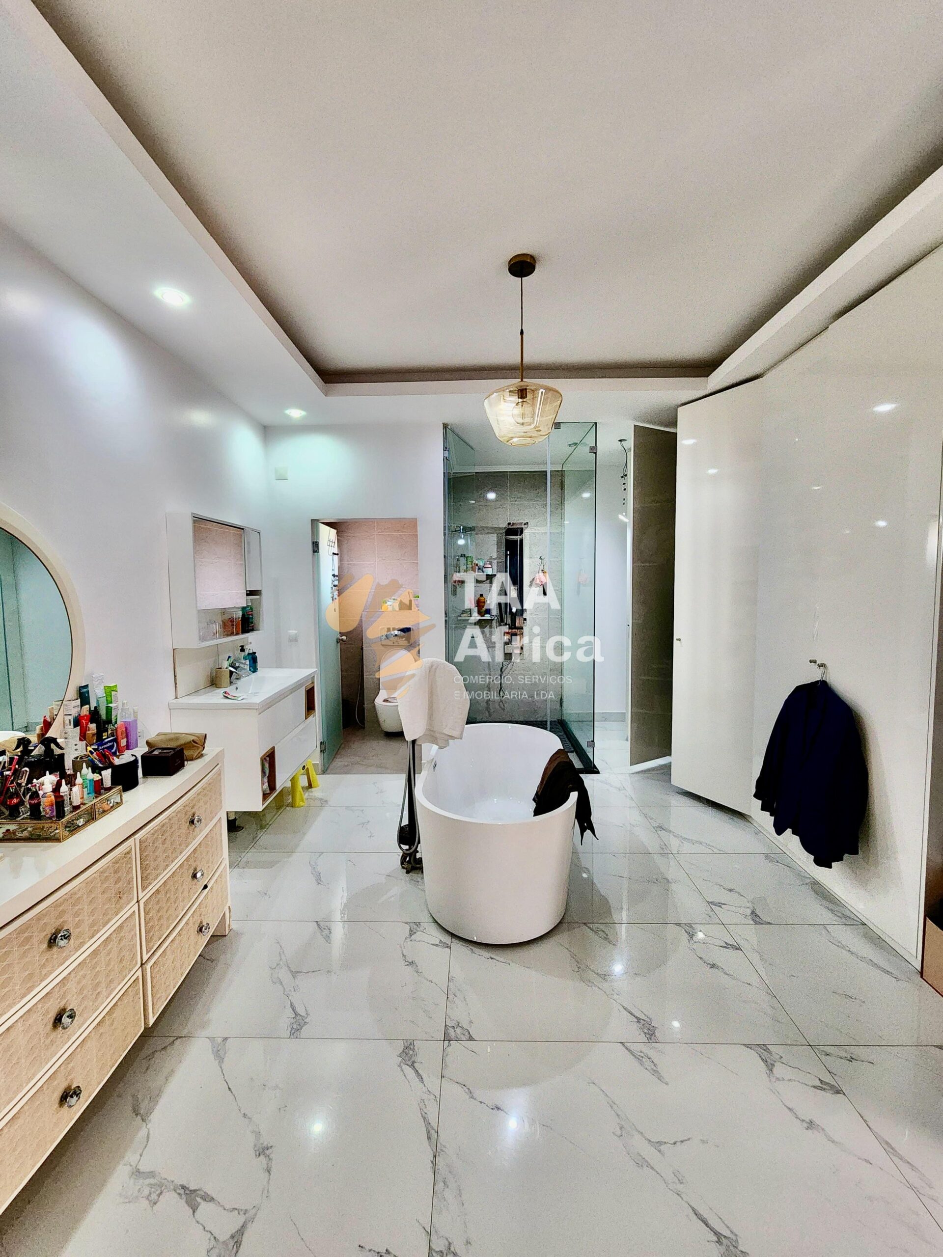 62d3ad46-1a3d-4352-a635-35bd9ba69842