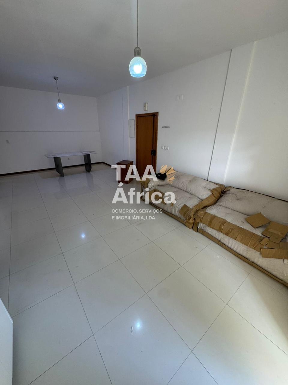 6edf318a-d716-442f-a92e-0a7671bbd370