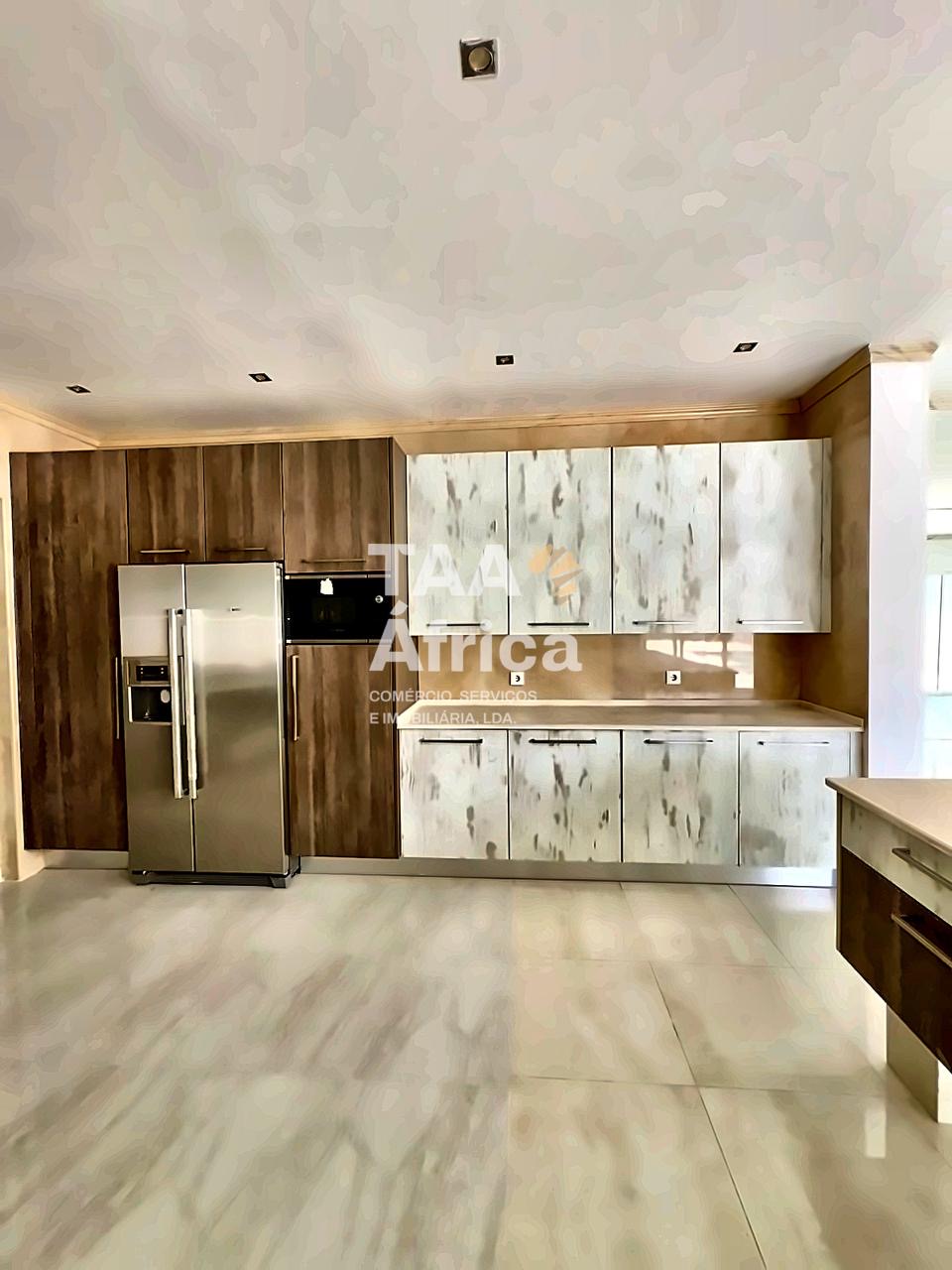 94a5cb4b-e31c-4121-8295-2a5d4dfa4f23