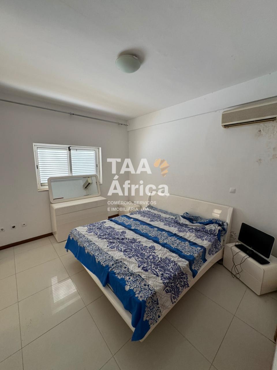 993187d6-c101-4ee6-b65c-f2a9a3716177