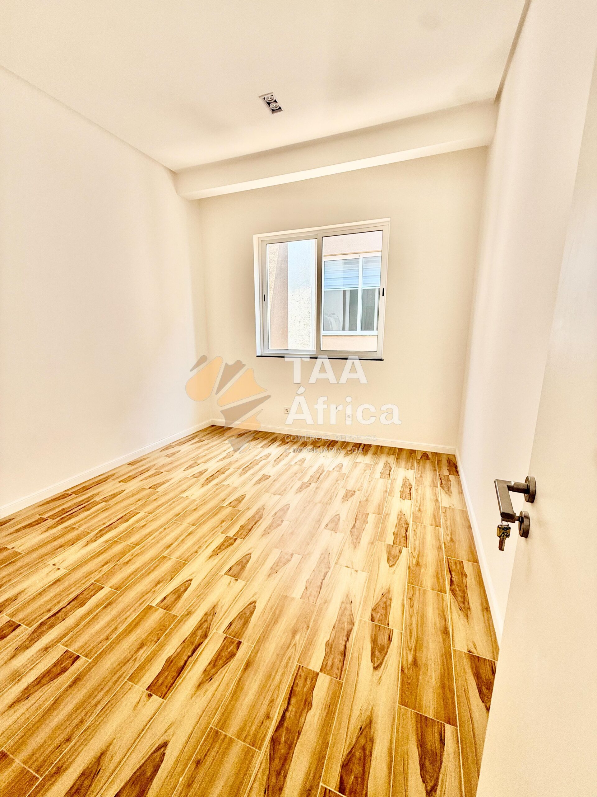 WhatsApp-Image-2026-03-06-at-22.37.04