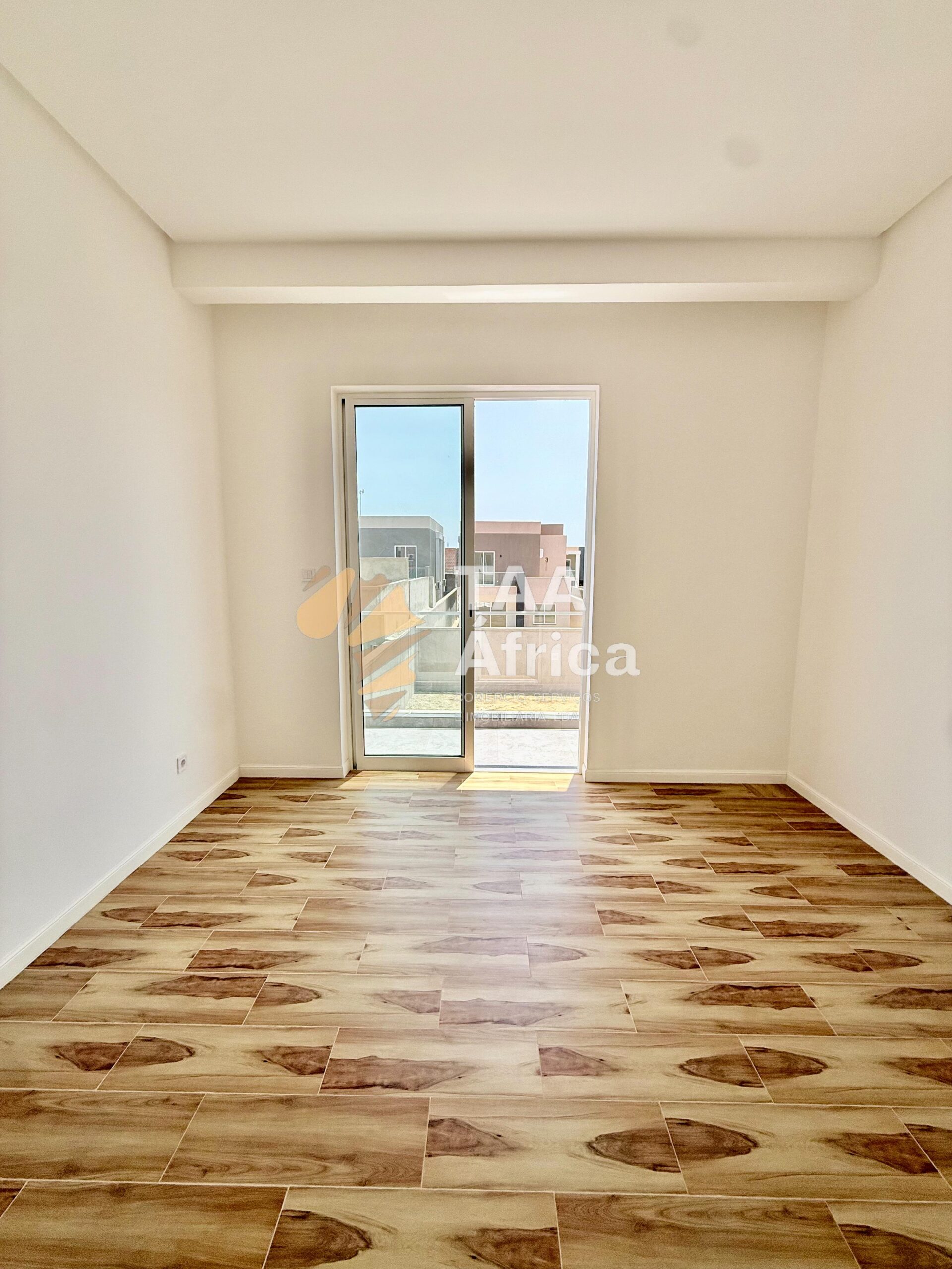 WhatsApp-Image-2026-03-06-at-22.37.05