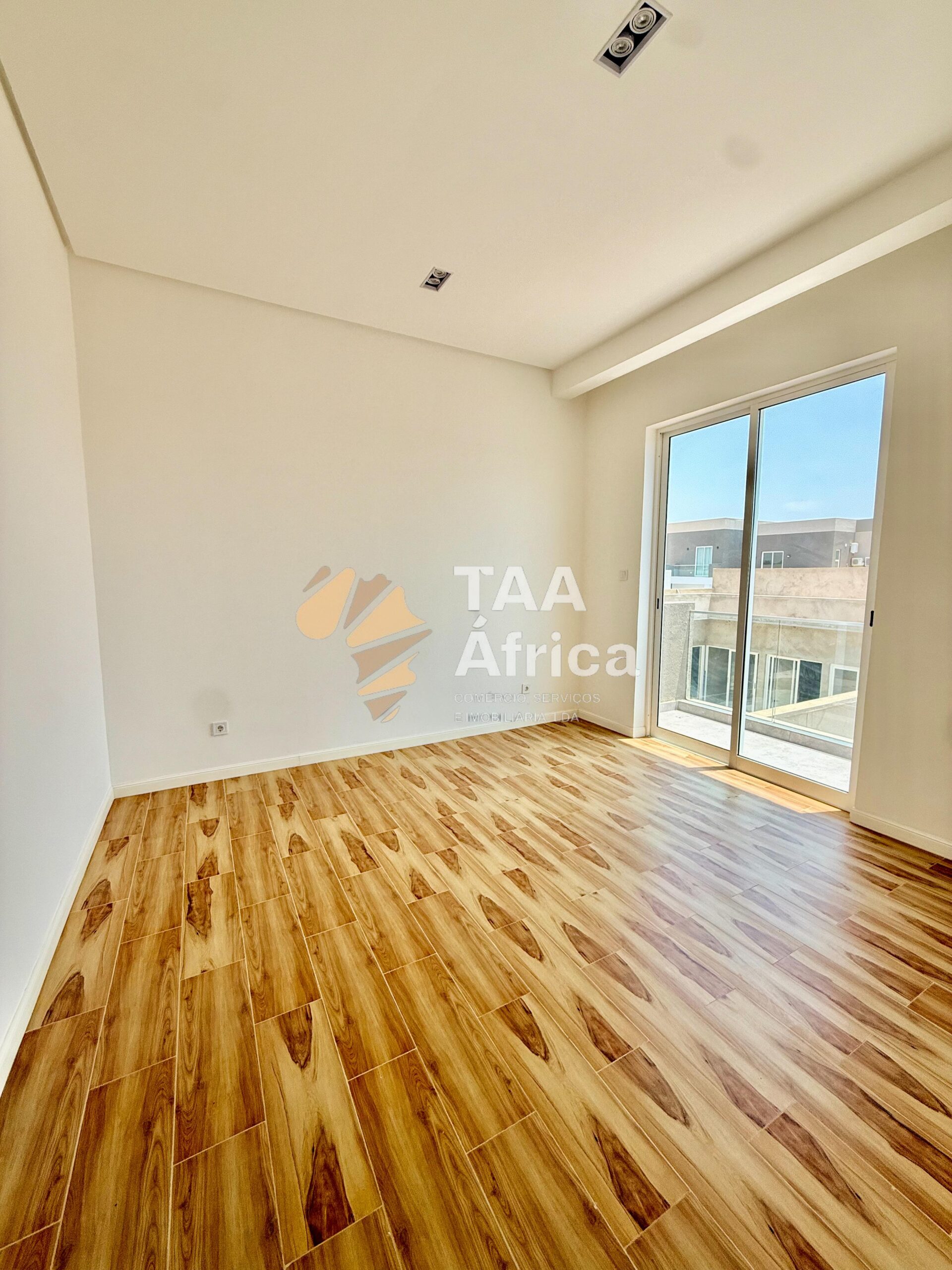 WhatsApp-Image-2026-03-06-at-22.37.06