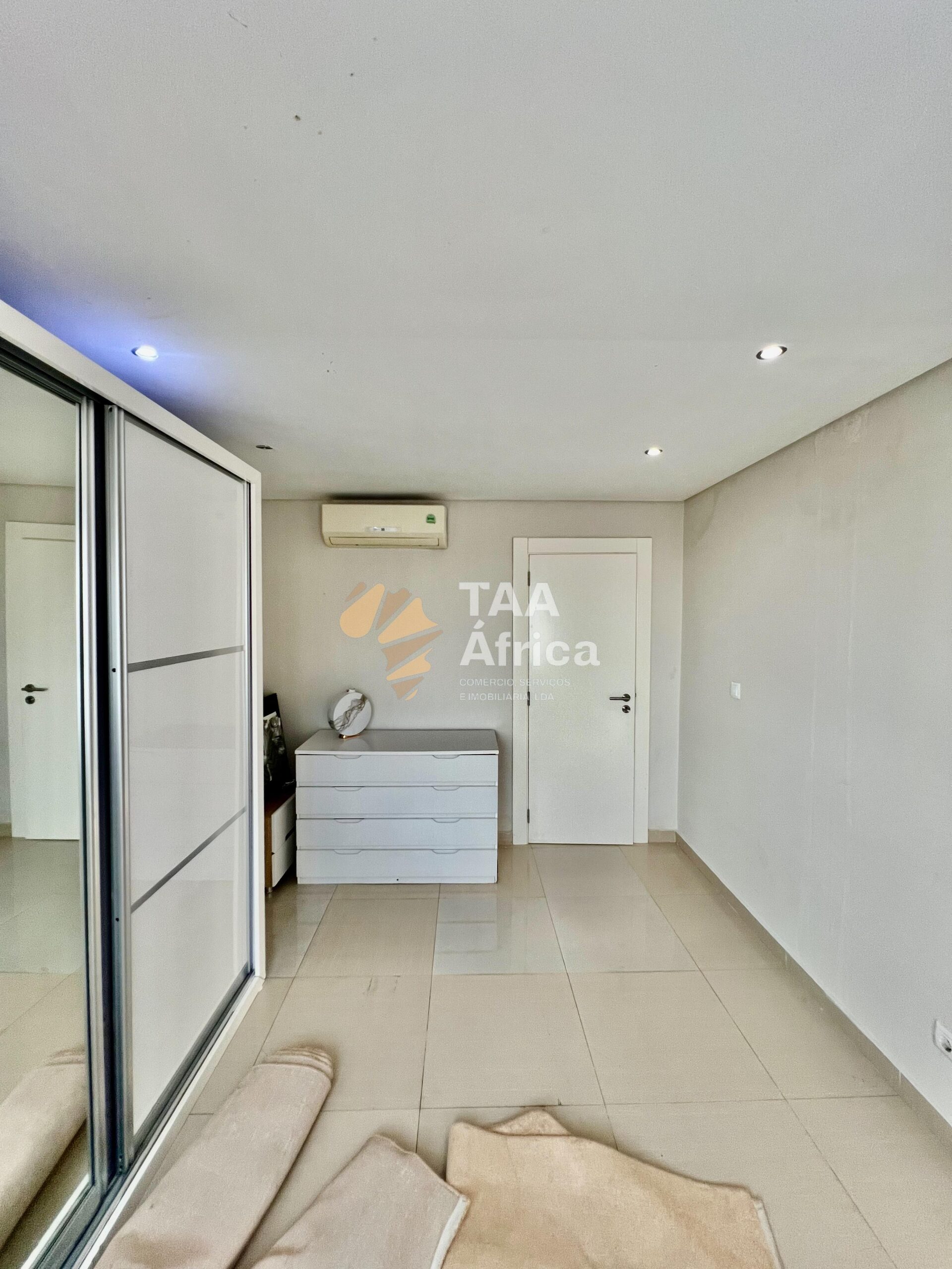 WhatsApp-Image-2026-03-08-at-12.12.08-4