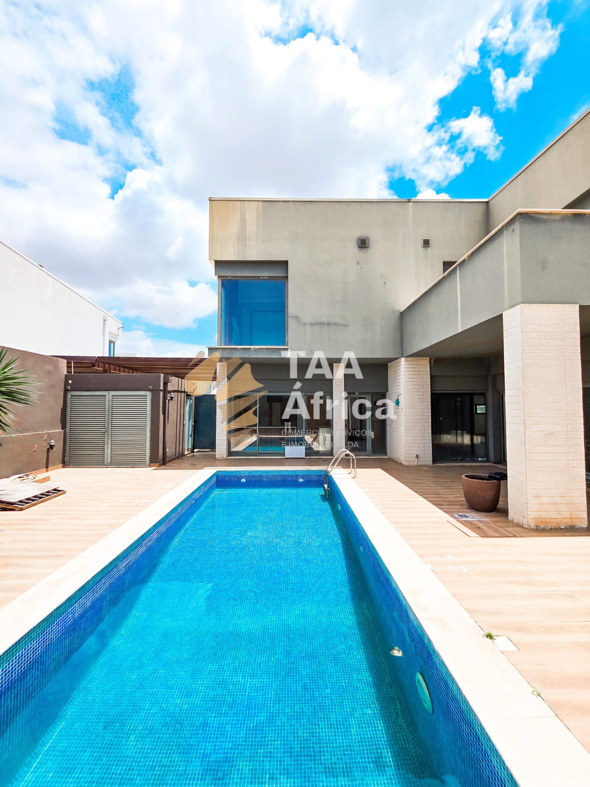 WhatsApp-Image-2026-03-08-at-18.13.17-1