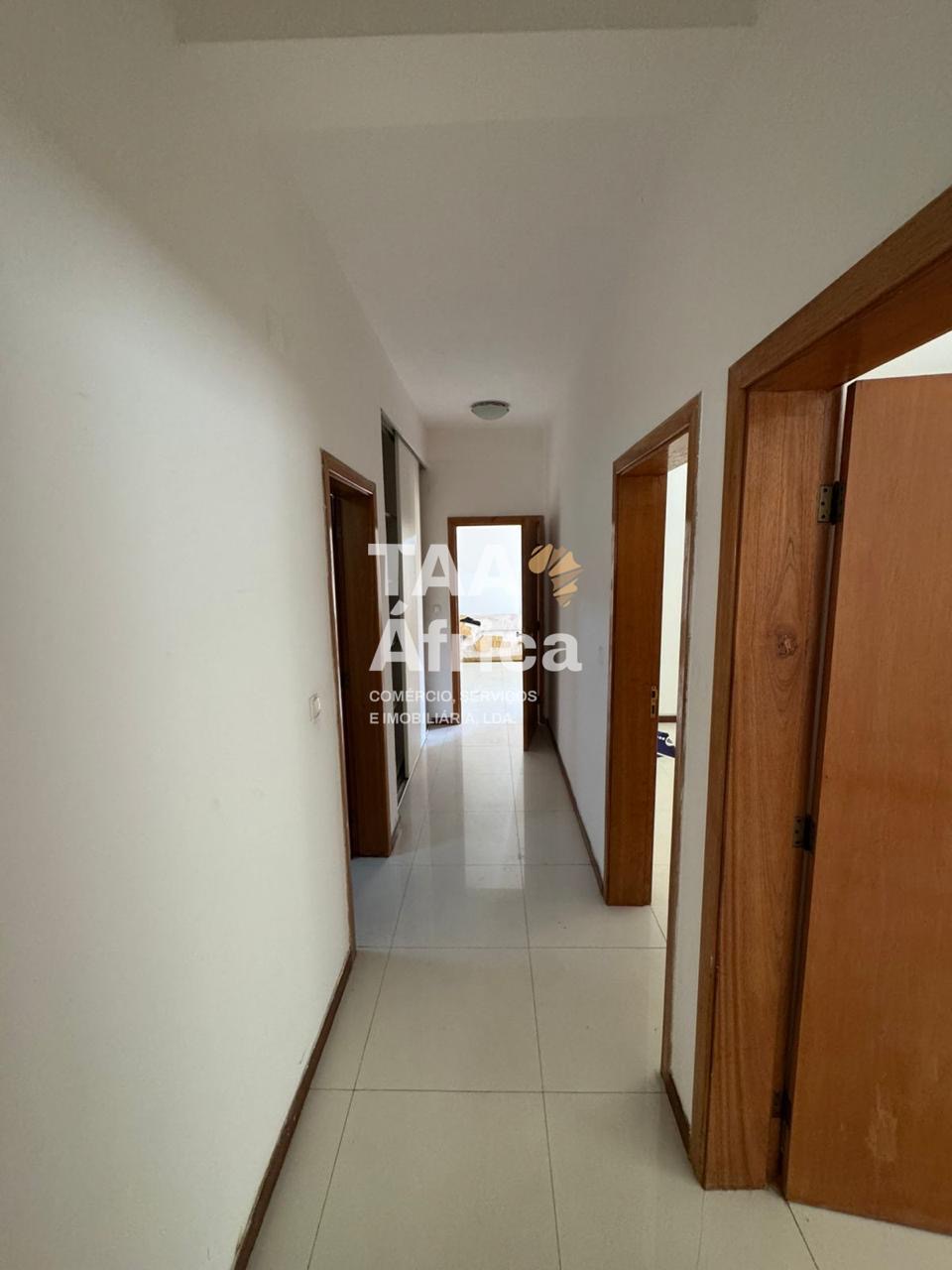 a6d2bcad-e5e6-49c6-8b7c-9a2d98ab859a