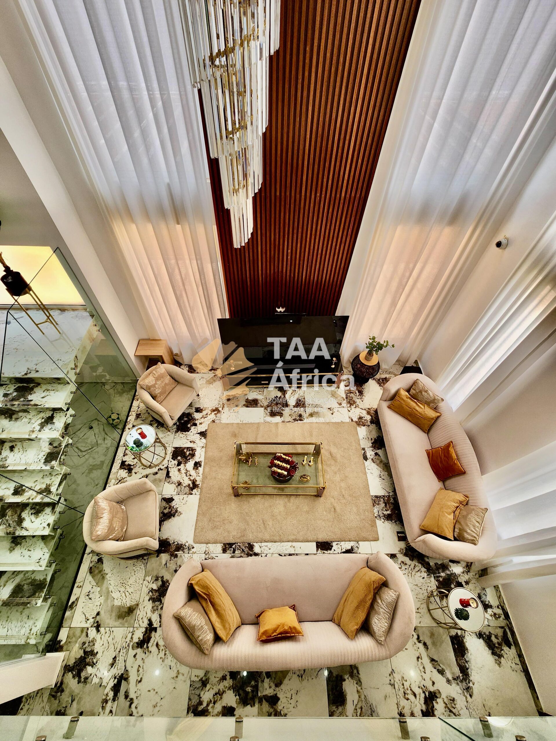 c18cdf41-7d04-46ab-bc57-a1108a082c65