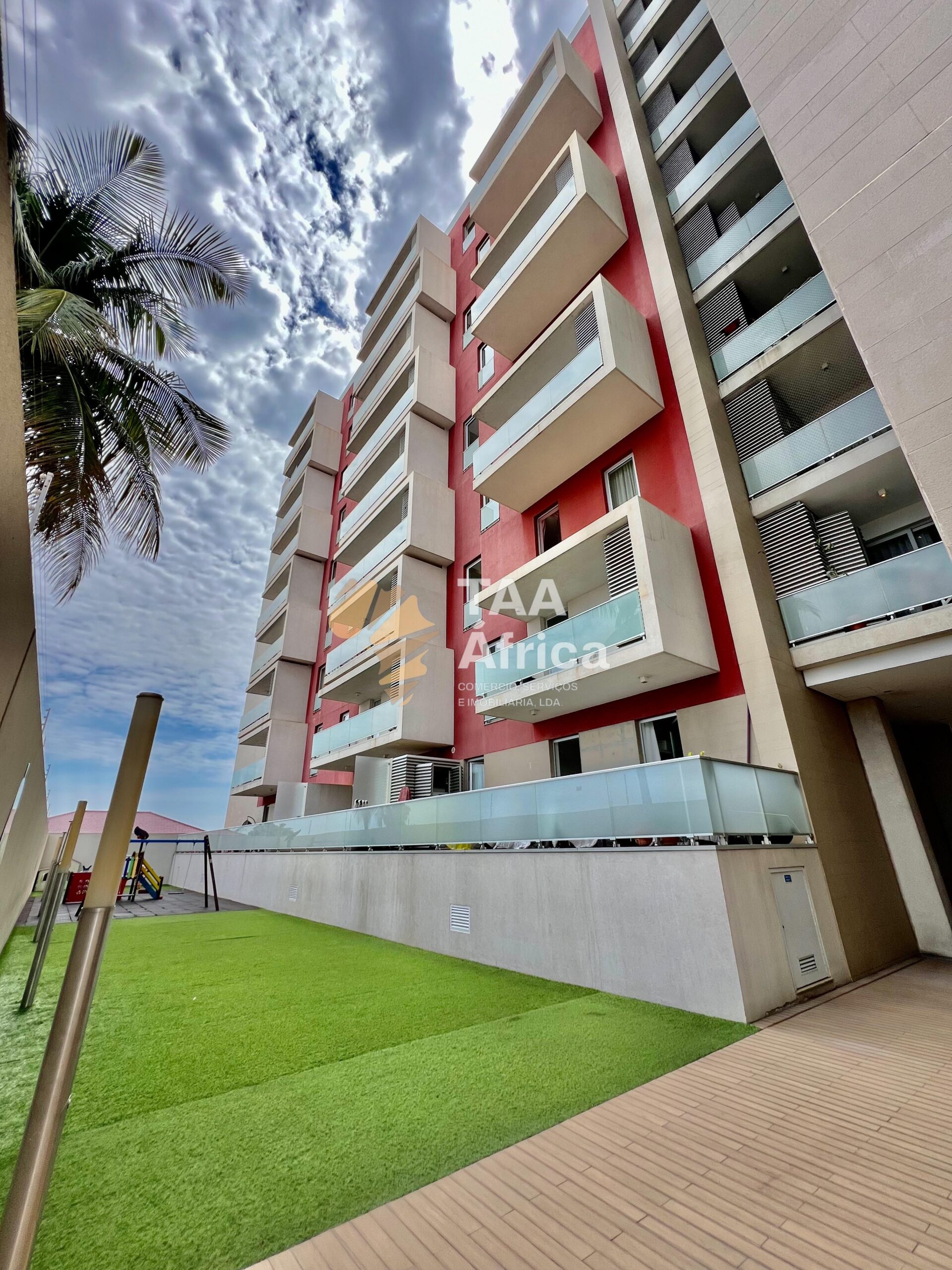 d04f7923-2282-4ea9-9310-640e0456b29b