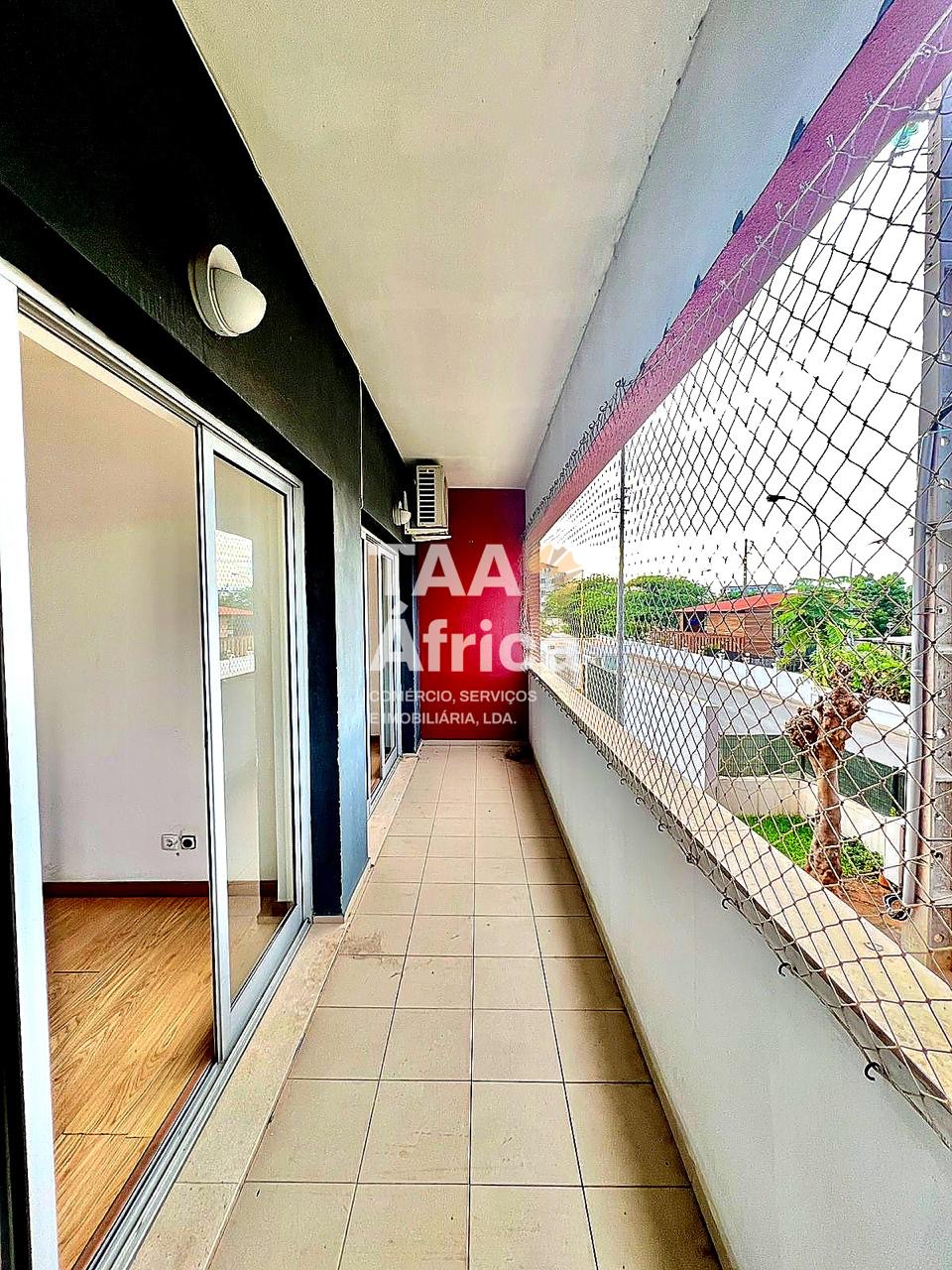 e33a1a48-e299-4fd6-9f27-e63b9e745cf3