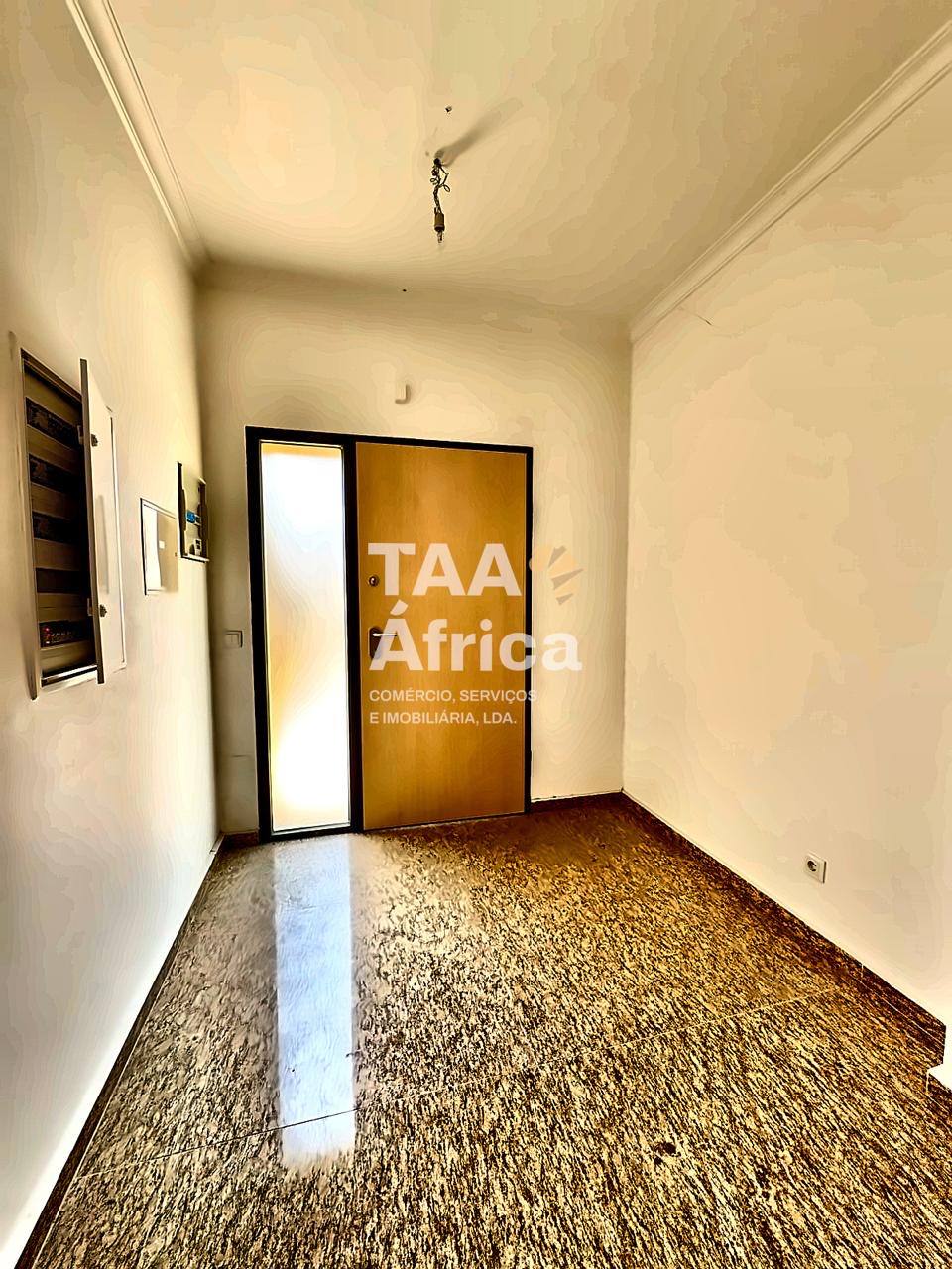 ee978ae6-e43c-4ef9-ba02-5fcdc8425dc5