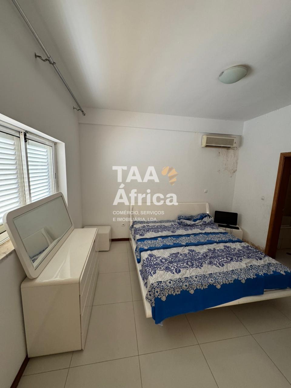 fe74eb80-46b0-4094-a77c-58885a4b0c7c