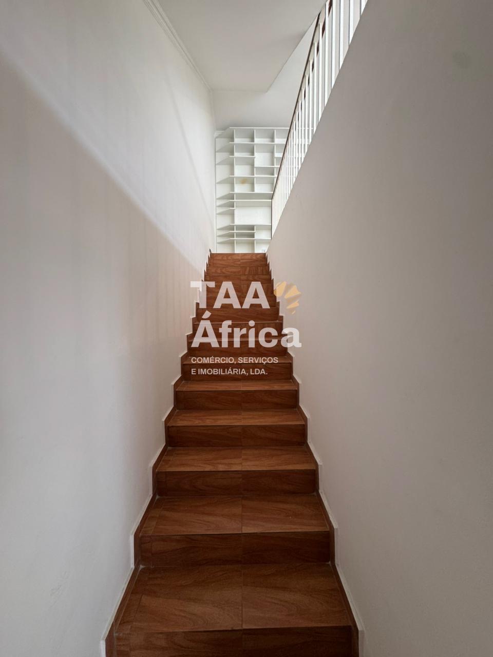 03307de4-eab0-49f4-b93d-fd2e1108d637