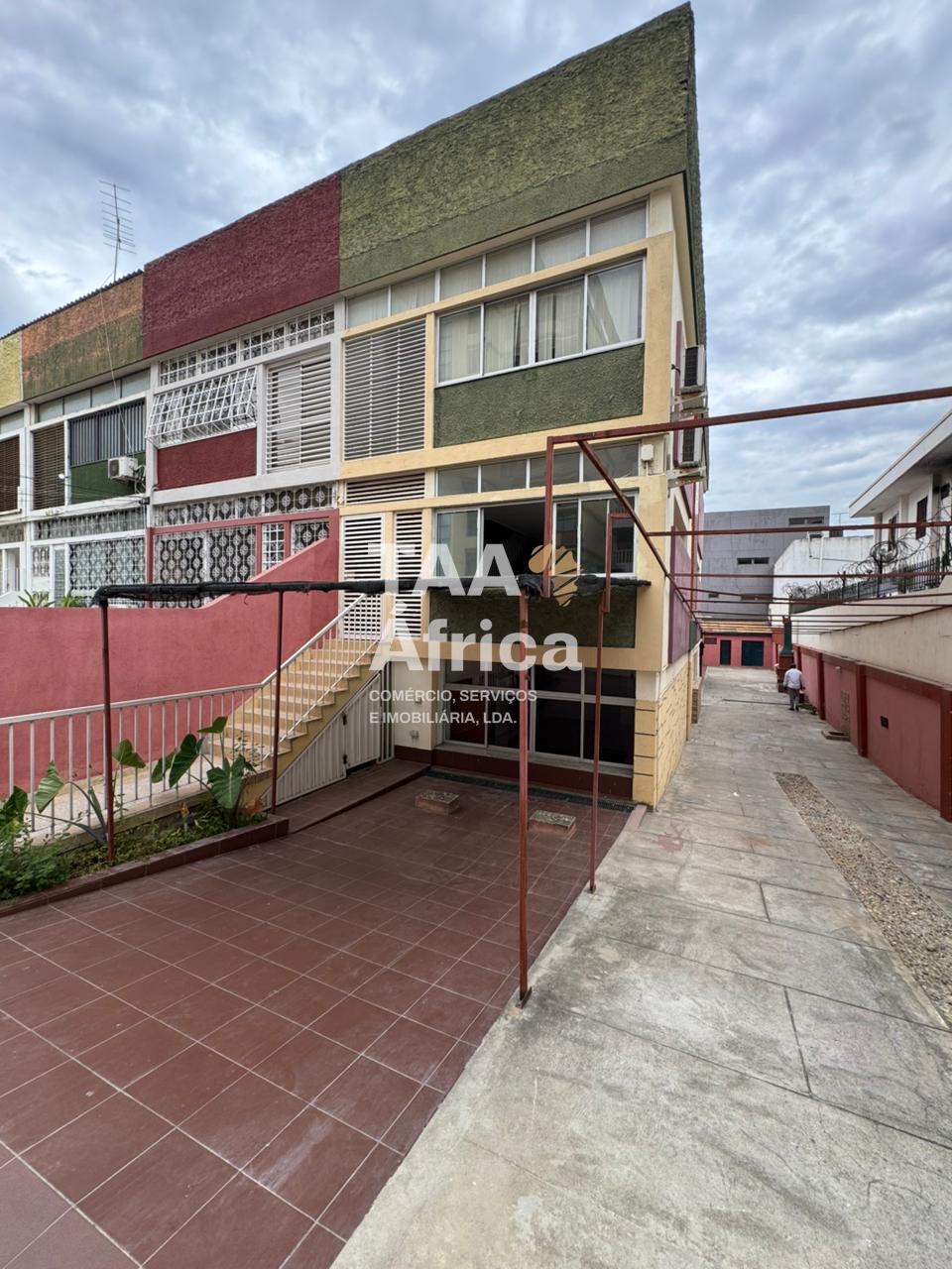 0e757fab-e86f-410c-be04-857bb949d5f7