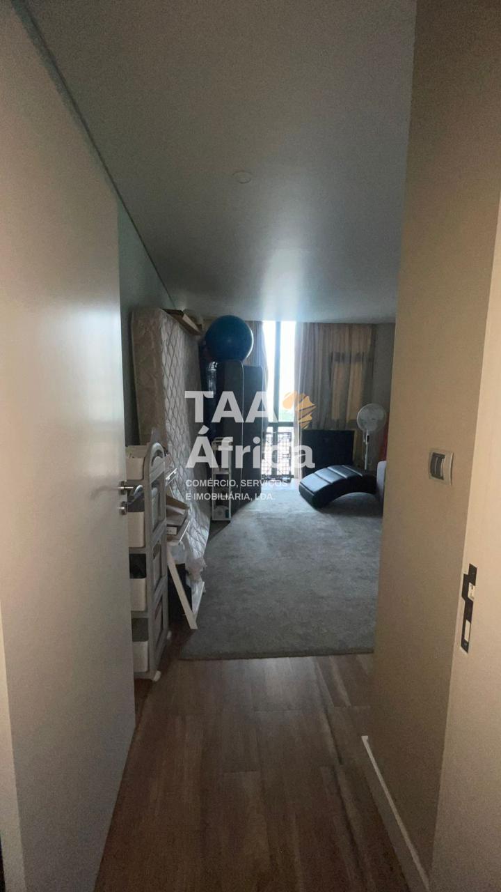 217a4996-6dfc-4c70-88b2-a5b319ce08ea