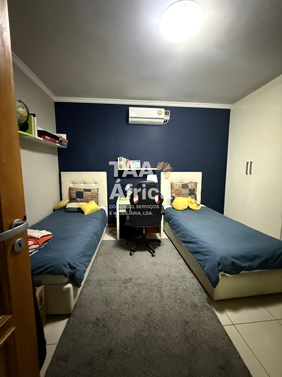 31e51100-db5c-4b38-ab13-1e78b6b022e1