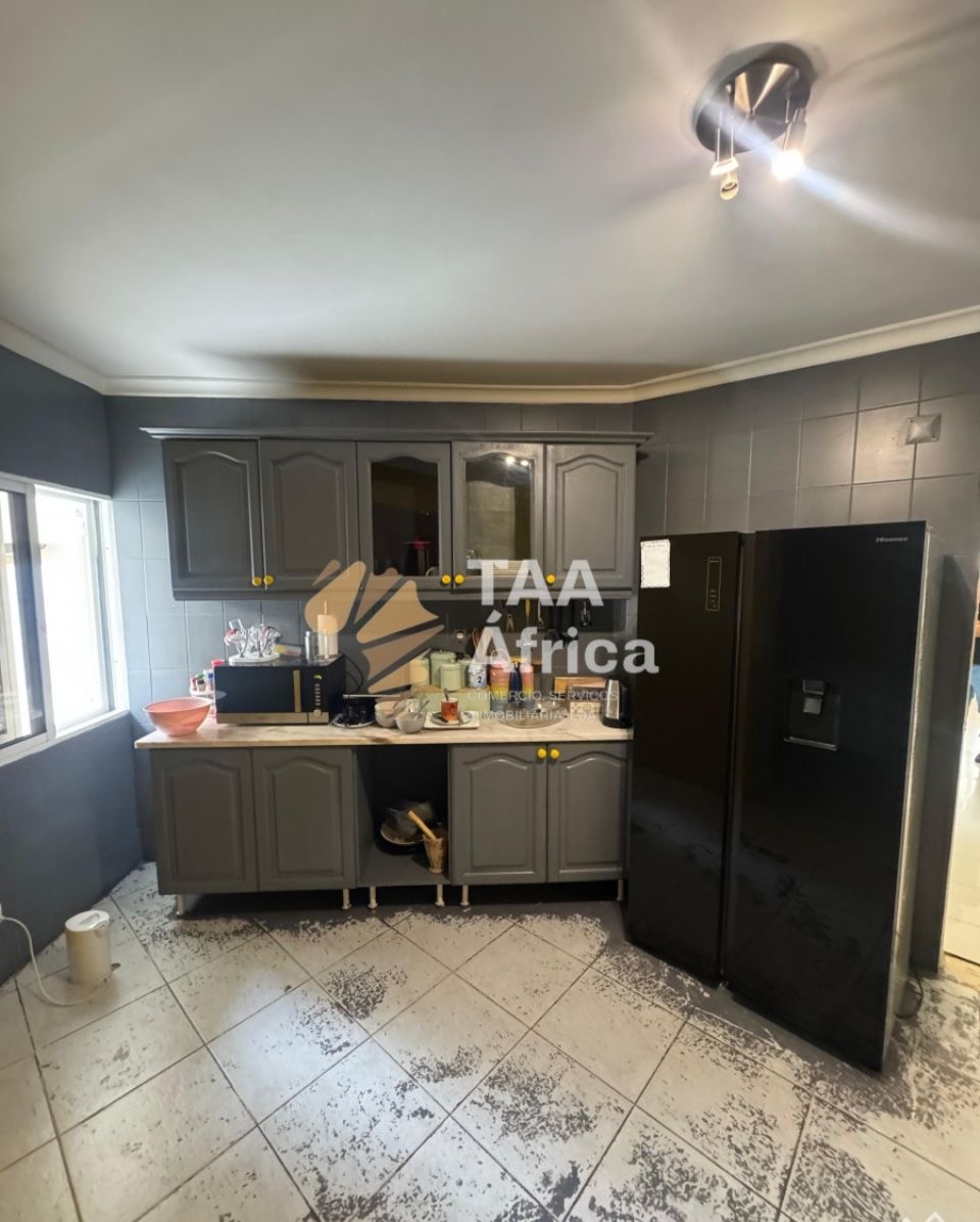 3728e57f-cb40-42a1-a6a9-48d973ae11f3