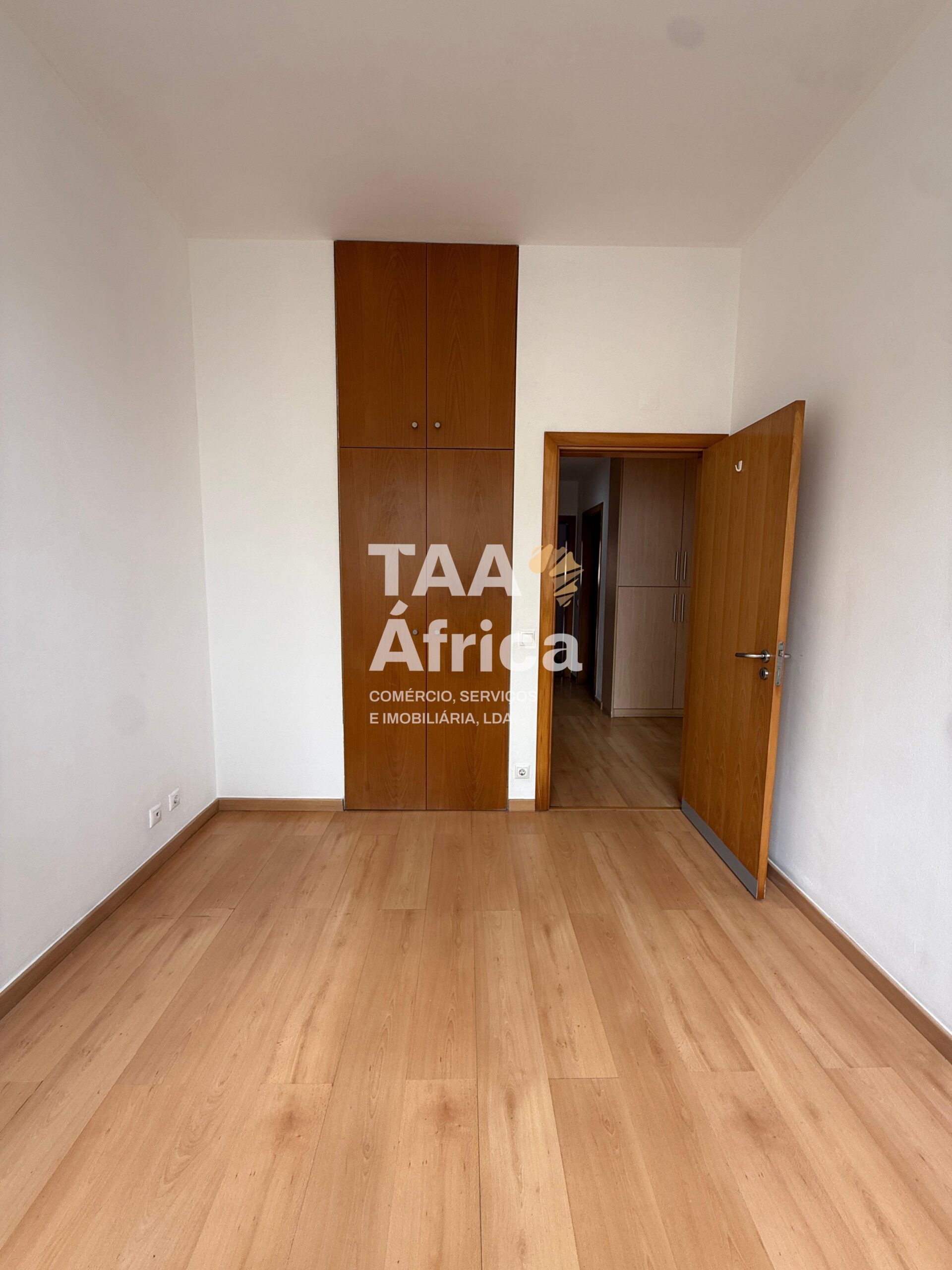 39da8748-684b-4171-a8ab-f7068493d98a