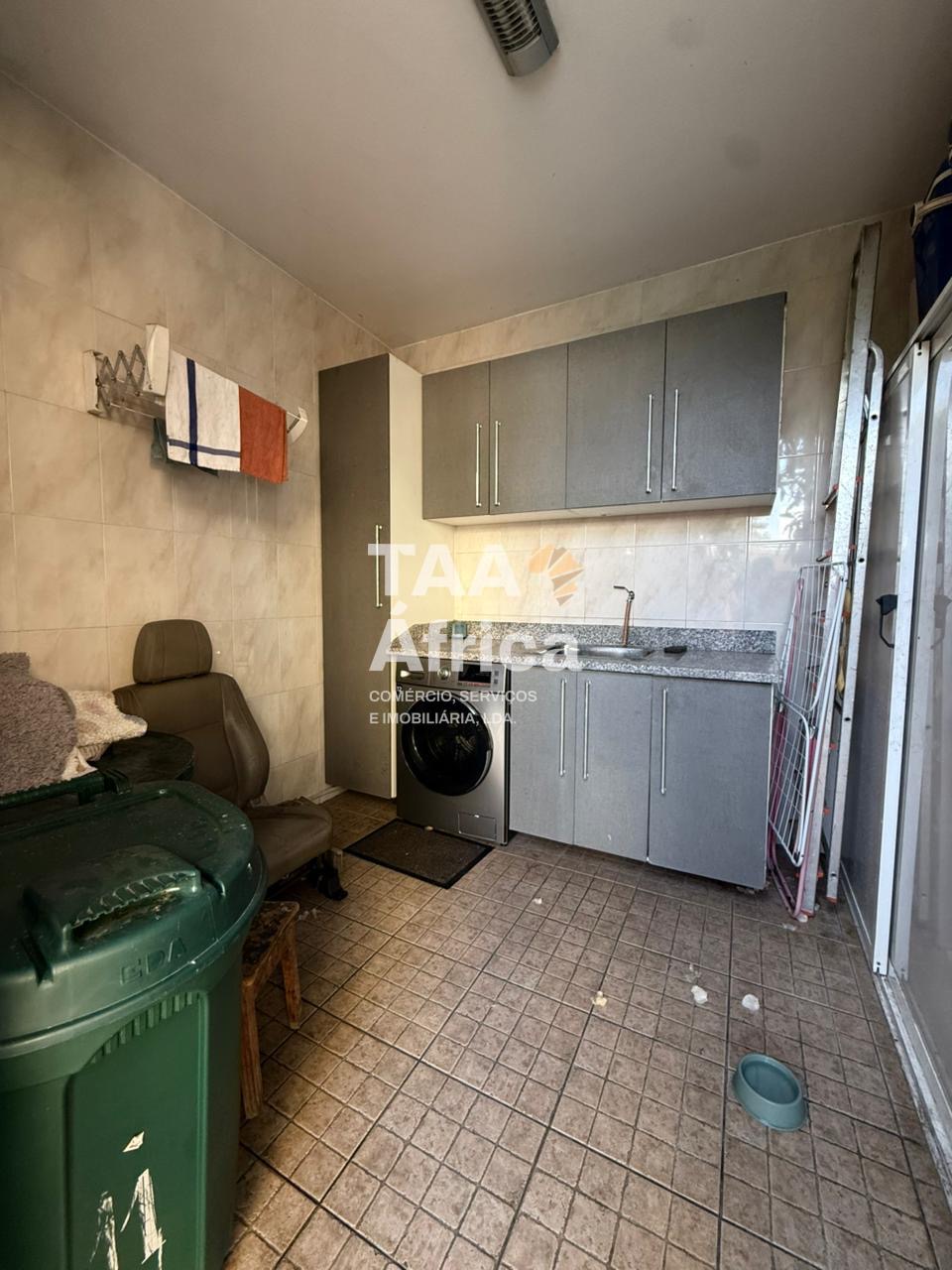 3ee238b4-2de2-4e0b-aa16-eaddb6d7a252