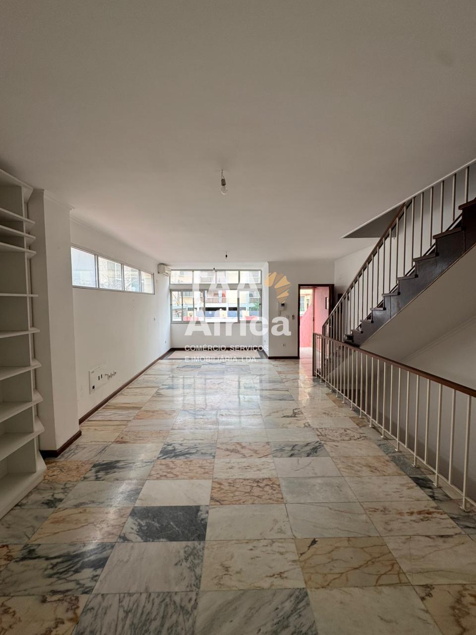 4318d066-9a1b-4a93-bc1d-c90412fdc0d7