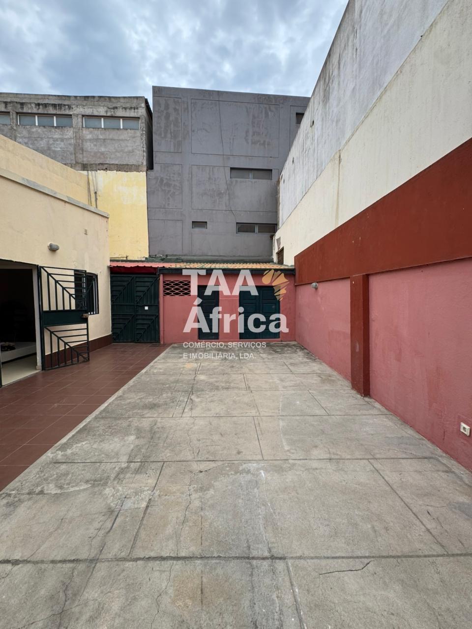 5d18b3be-54a8-44a2-a8e5-618c76e8308e