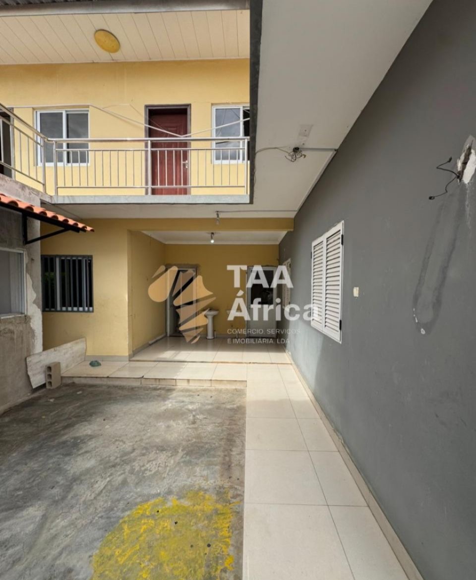 5d9233ad-2beb-409d-b6c2-8adb5df65473