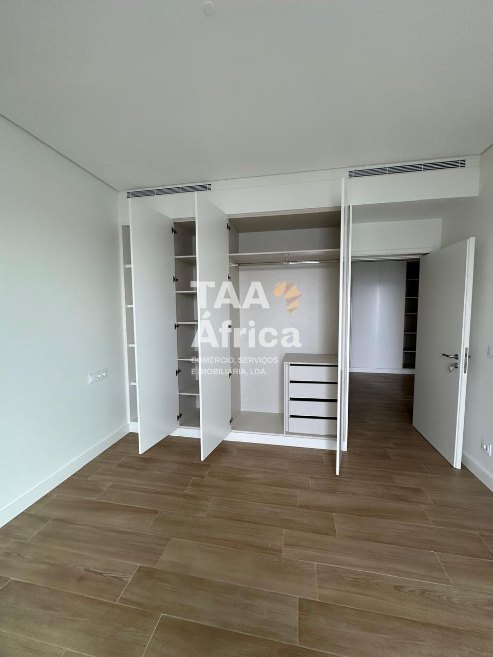 77311fff-a29e-4638-9d45-27669a40e235