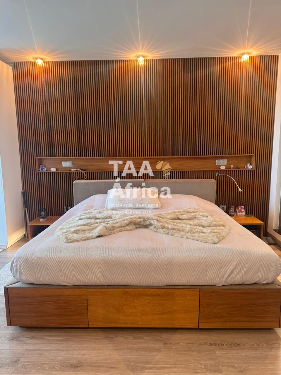 8094d428-05cd-4ef4-9186-75742fb95d52