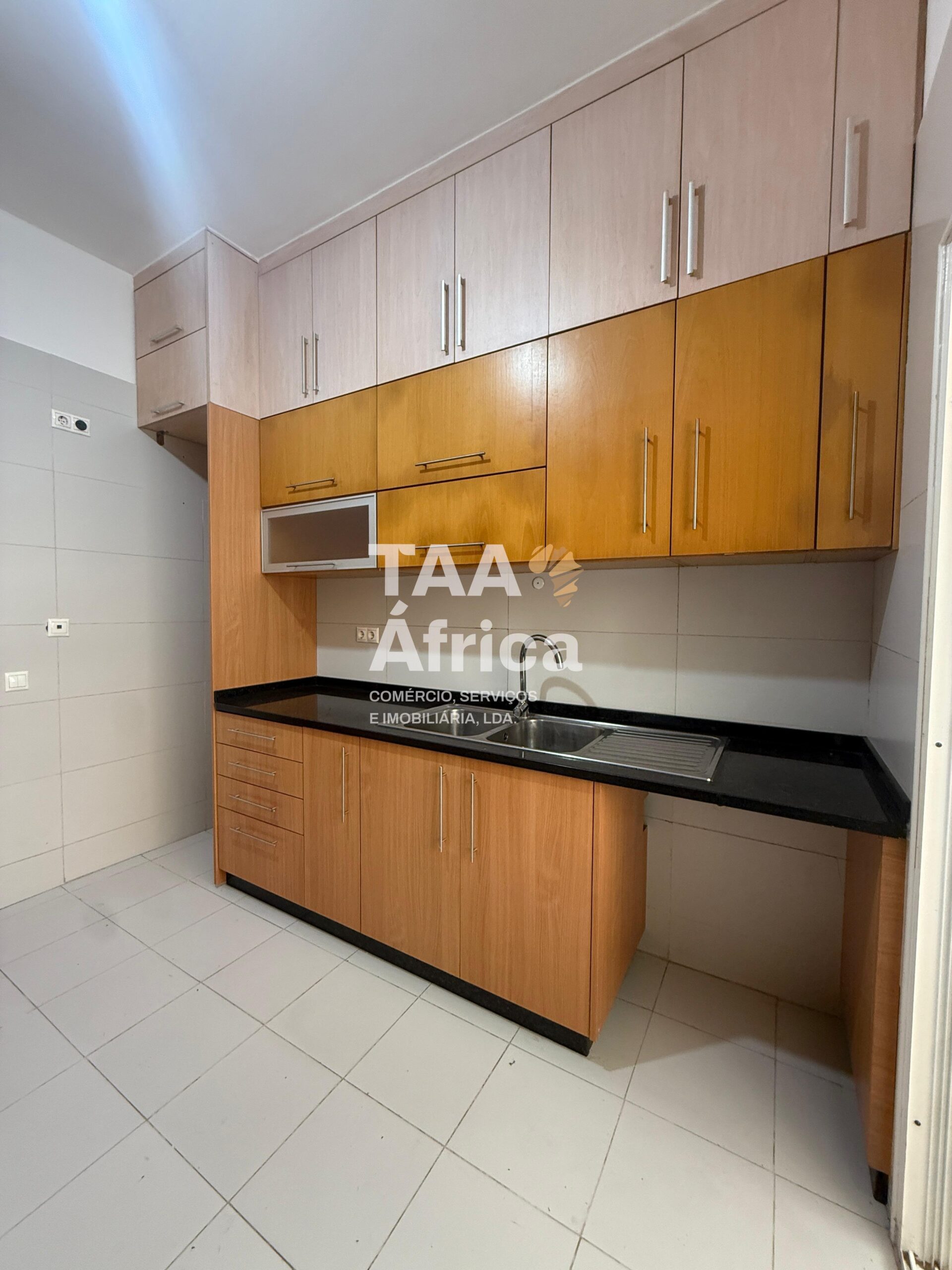 8d957965-8772-4233-b1ff-922449f1e21b