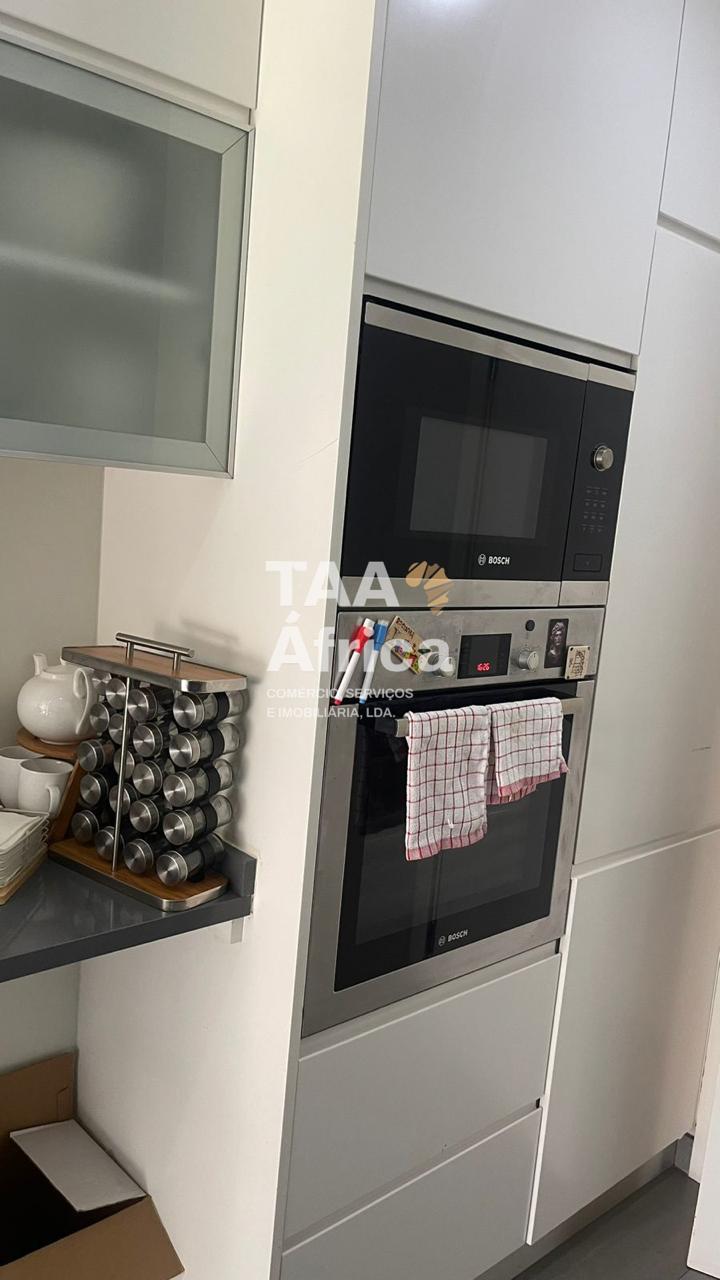 91843346-5c00-43fb-8d6d-f5fb80f3784a