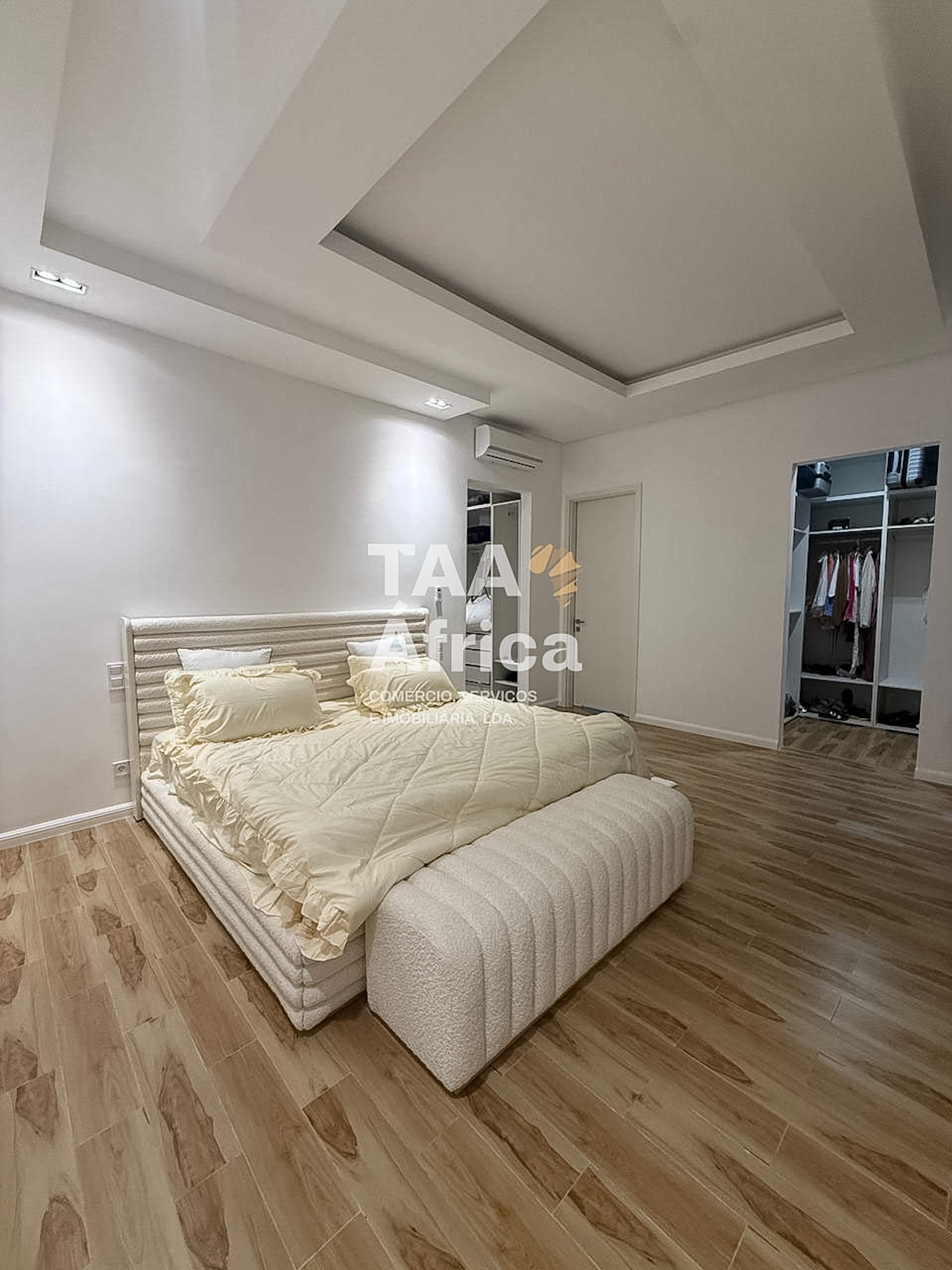 PHOTO-2026-04-24-18-55-14-2