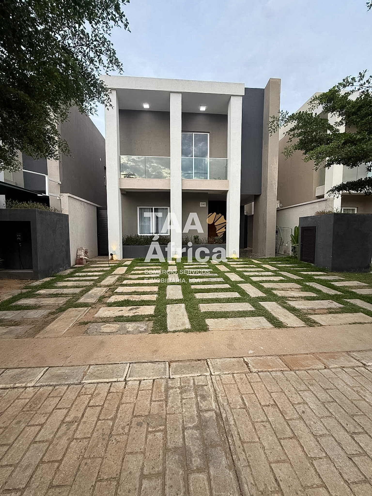 PHOTO-2026-04-24-18-55-14-27