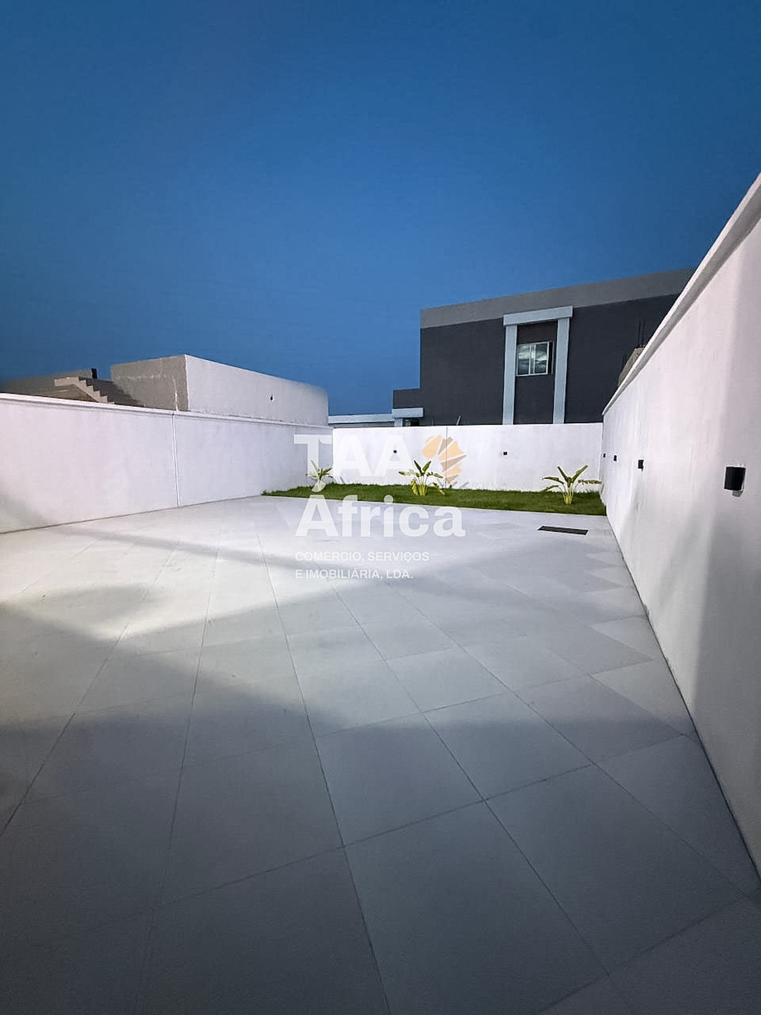 PHOTO-2026-04-24-18-55-14-8