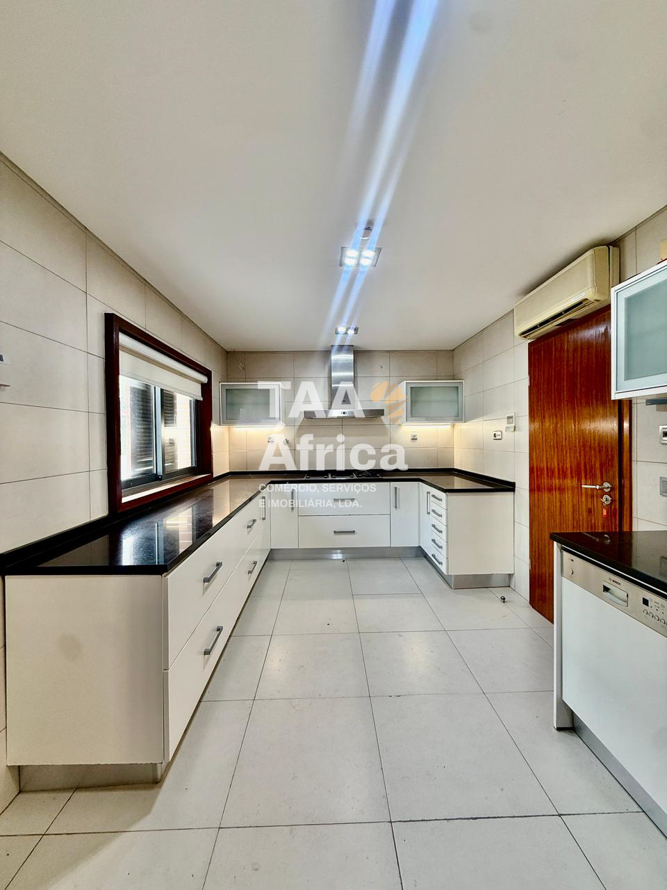 PHOTO-2026-04-29-19-19-59-14