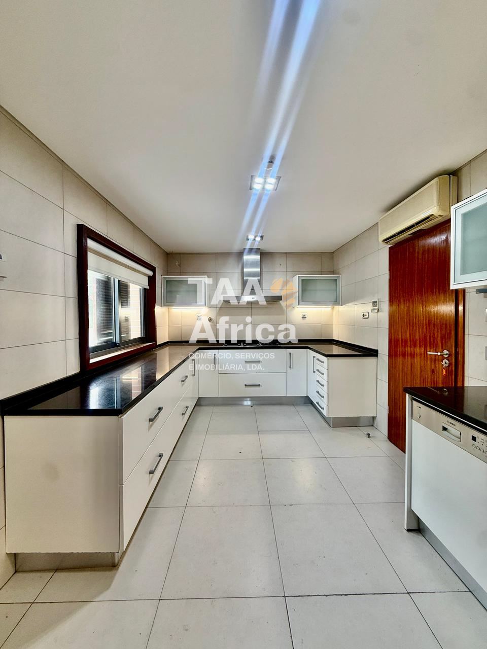 PHOTO-2026-04-29-19-19-59-19