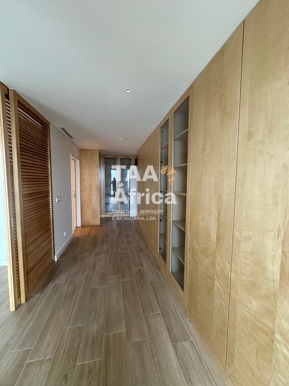 bd36636a-a0e0-494b-8e14-d56baf4598d3