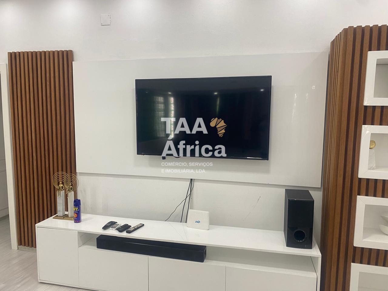 cb726446-bba7-485f-8afe-df182c0c8a62