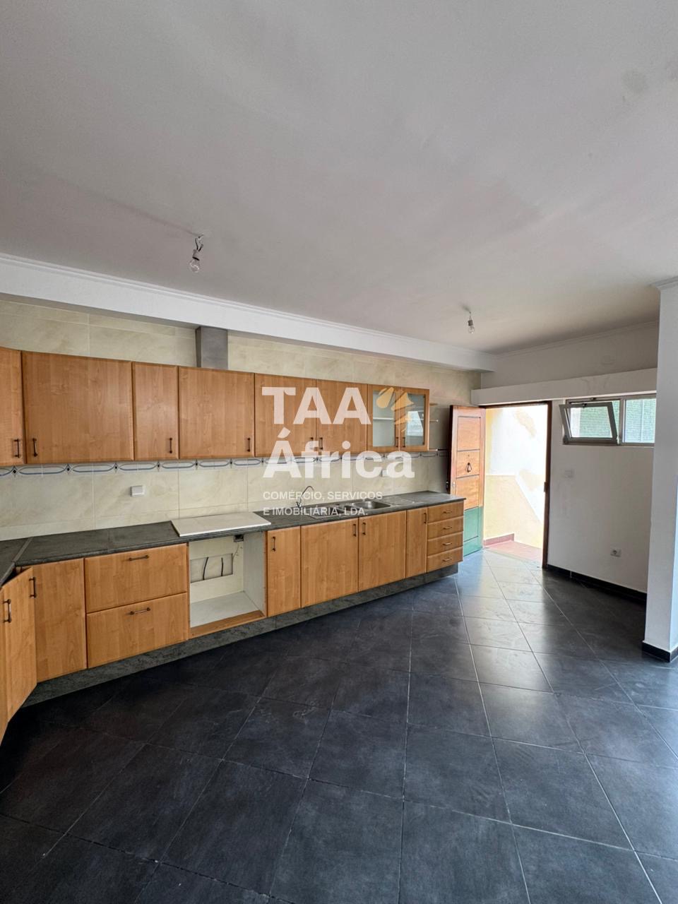 cebe4969-f3cc-4f39-ae74-43ec0673e9de