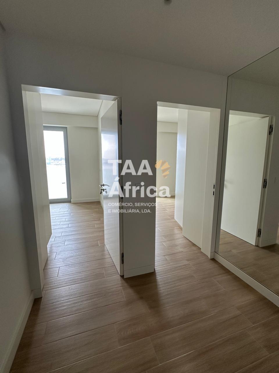 e09c46f2-abed-4282-9edb-8b640db75d43