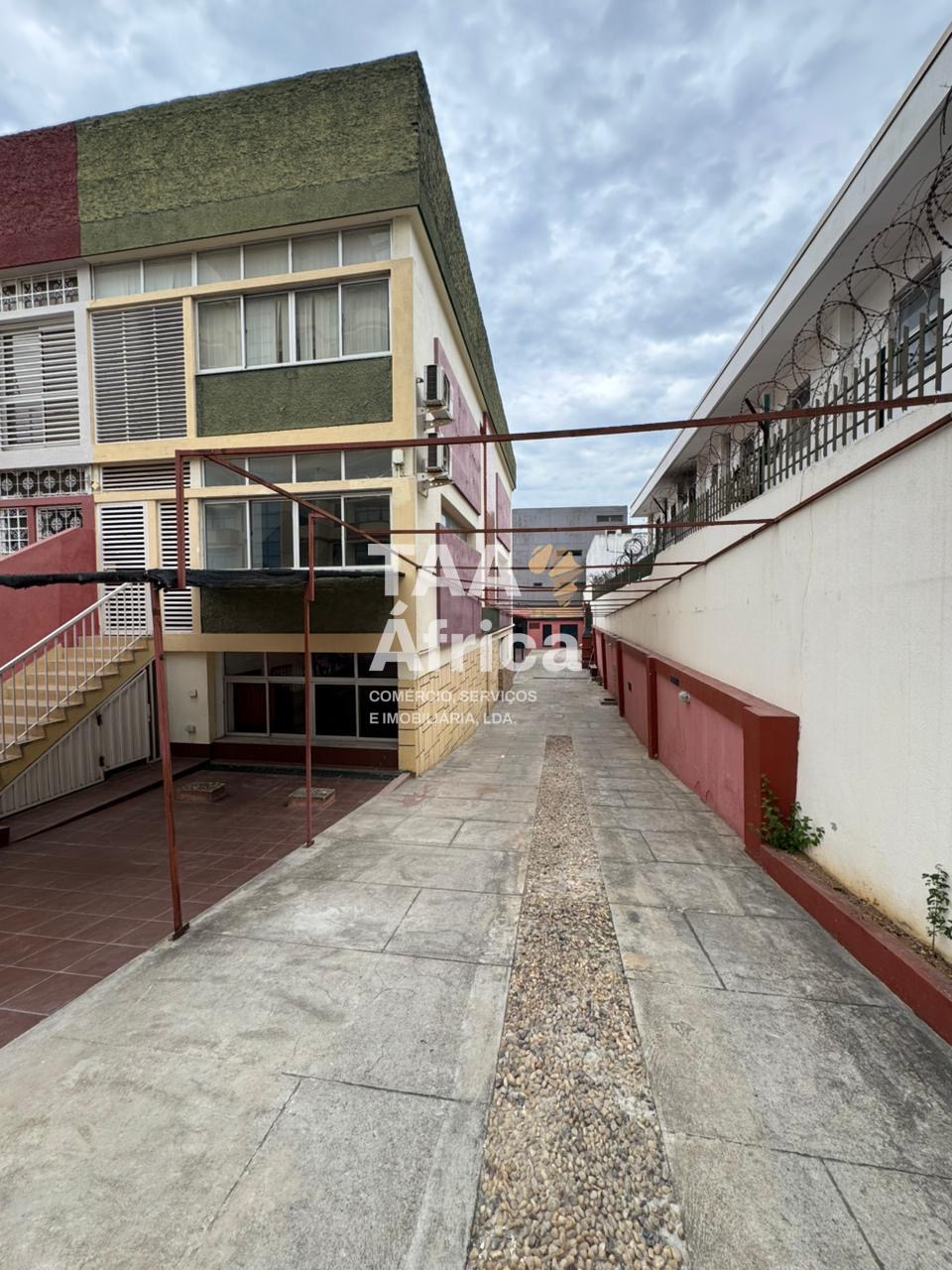 e883a419-a535-47ab-9553-52c29e02980d