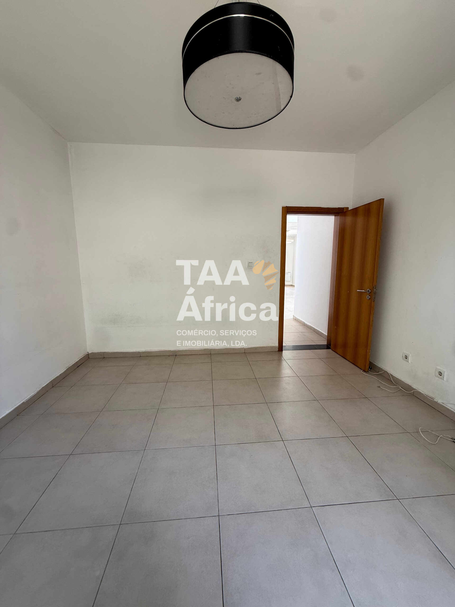 f98d1df0-bc91-4c8b-bb9f-22b20ad0462b